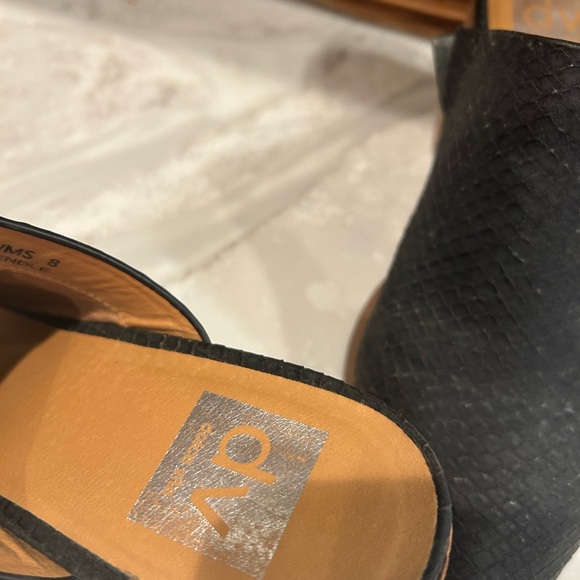 Black mules - Picture 1 of 3